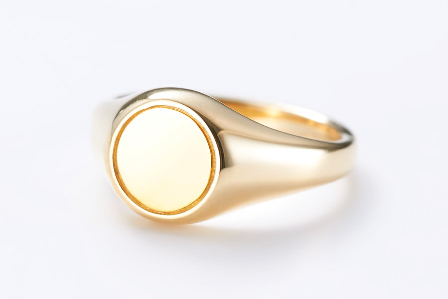 In memory signet ring1