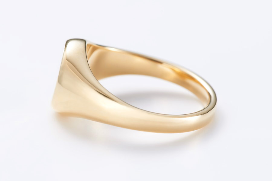 In memory signet ring2