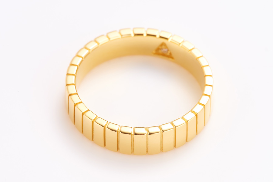 Present large band ring2