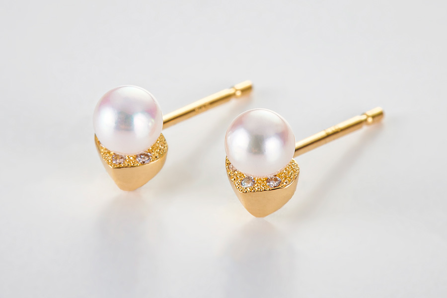 Swallow pearl pierce1
